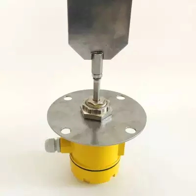 旋轉(zhuǎn)式堵煤開關(guān)SBNZX-150A、造紙廠塊狀物檢測料位開關(guān)RF961G-M22廠家